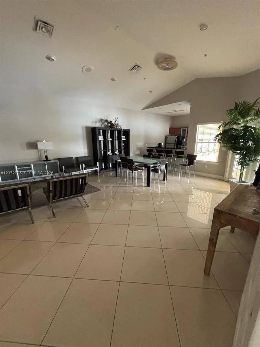 12620 Vista Isles Dr #1015 Sunrise, FL 33325