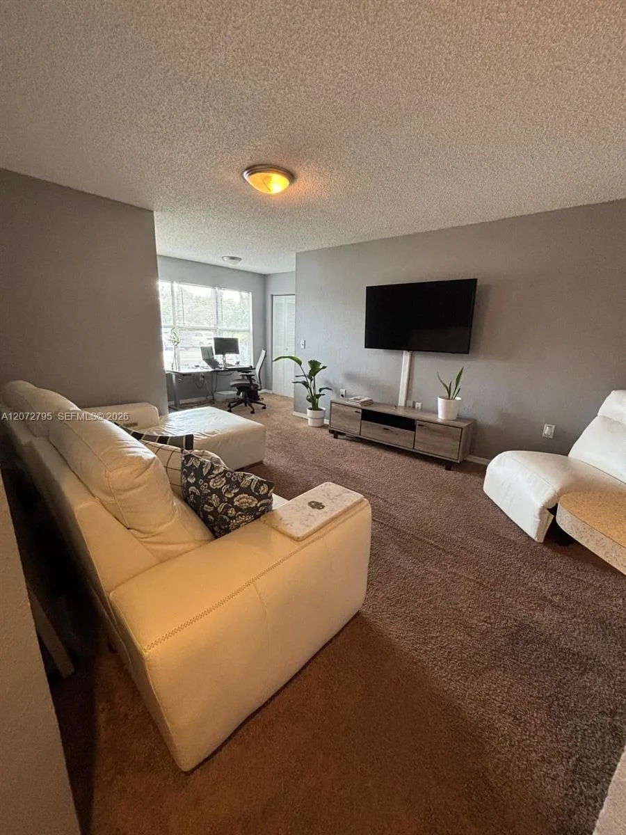 12620 Vista Isles Dr #1015 Sunrise, FL 33325