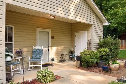 115 E Brick Walk Court