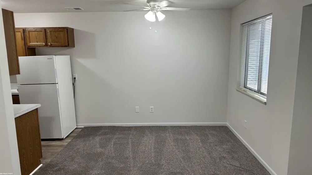 27594 Harrison Woods Lane Harrison Charter Township, MI 48045
