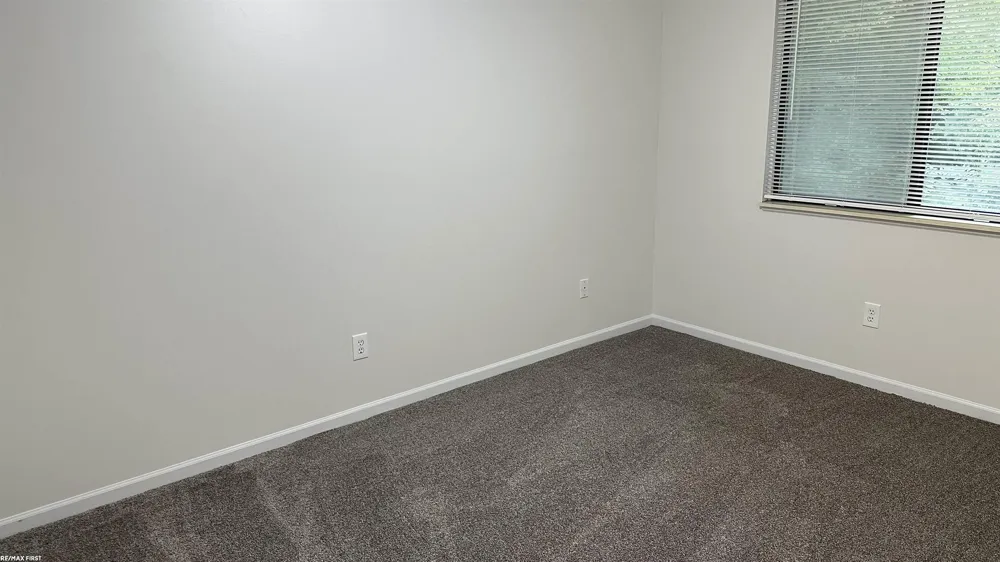 27594 Harrison Woods Lane Harrison Charter Township, MI 48045