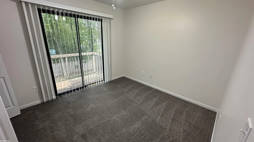 27594 Harrison Woods Lane Harrison Charter Township, MI 48045