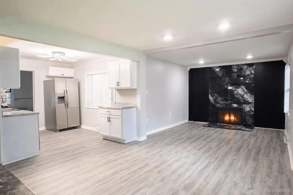 39751 Sylvia Street Harrison Charter Township, MI 48045