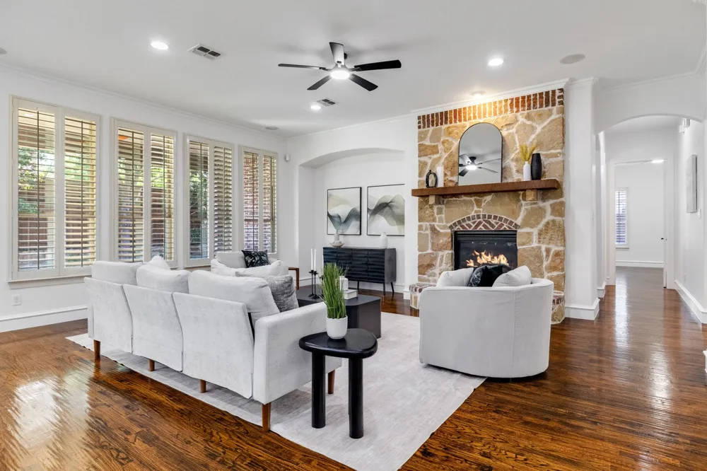 4604 Golden Mew Drive Carrollton, TX 75010