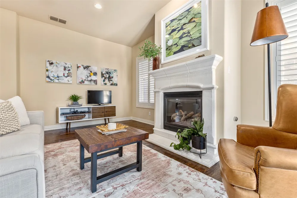 2811 Hood Street #E Dallas, TX 75219