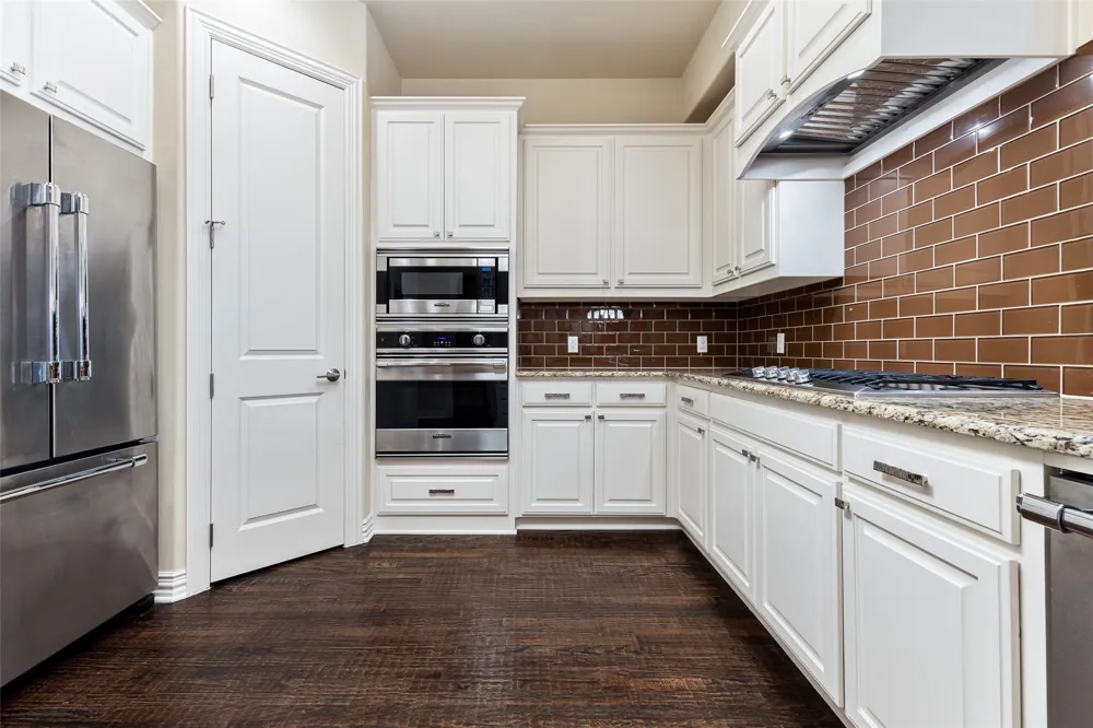 2811 Hood Street #E Dallas, TX 75219