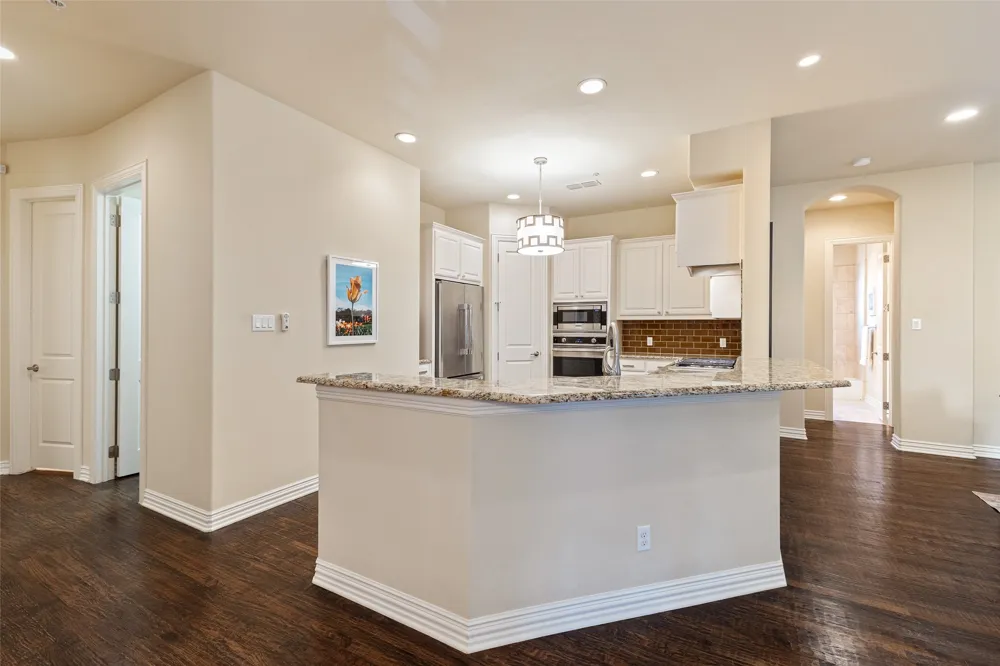 2811 Hood Street #E Dallas, TX 75219