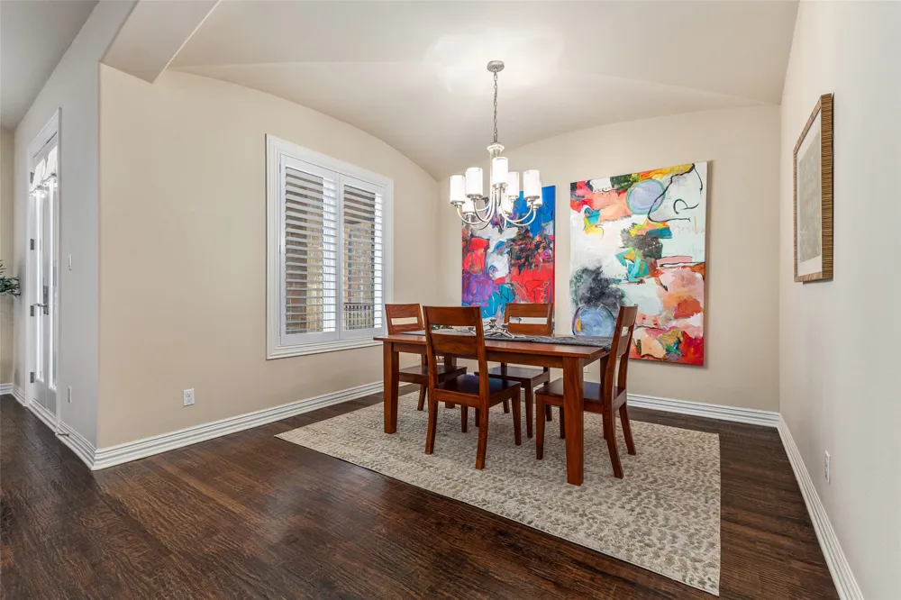 2811 Hood Street #E Dallas, TX 75219