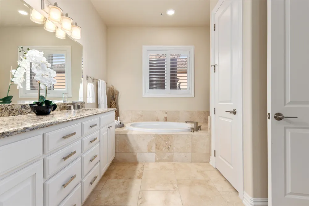 2811 Hood Street #E Dallas, TX 75219