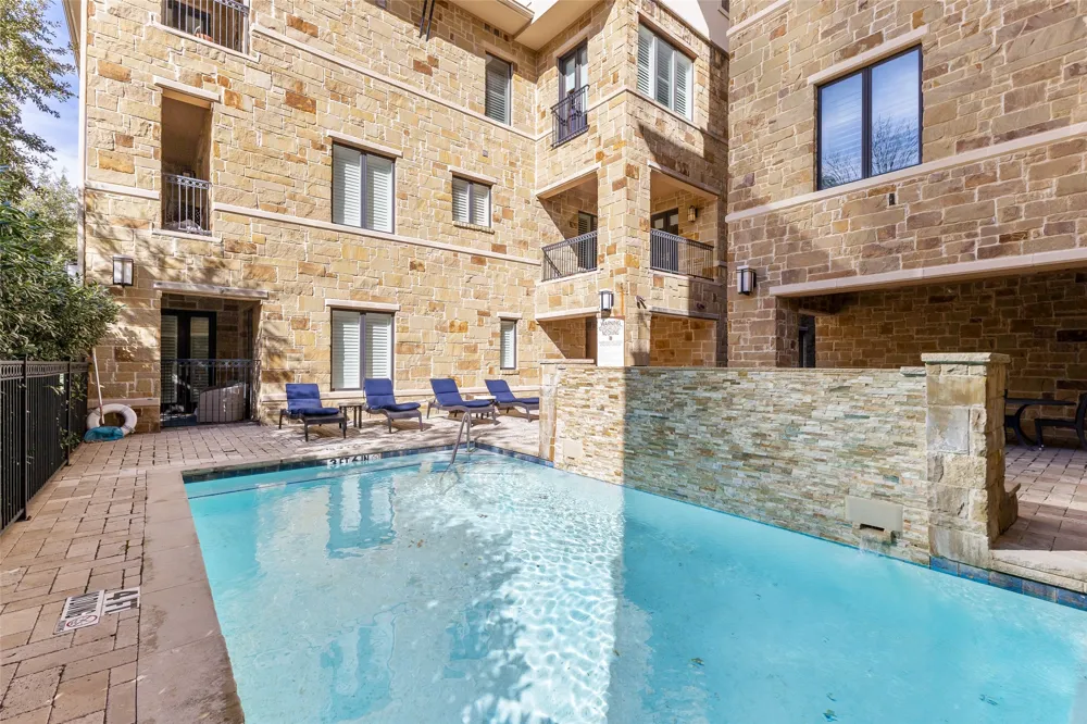 2811 Hood Street #E Dallas, TX 75219
