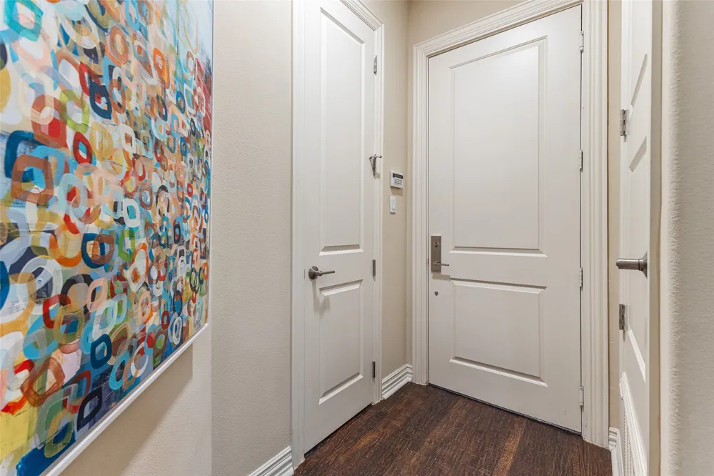 2811 Hood Street #E Dallas, TX 75219