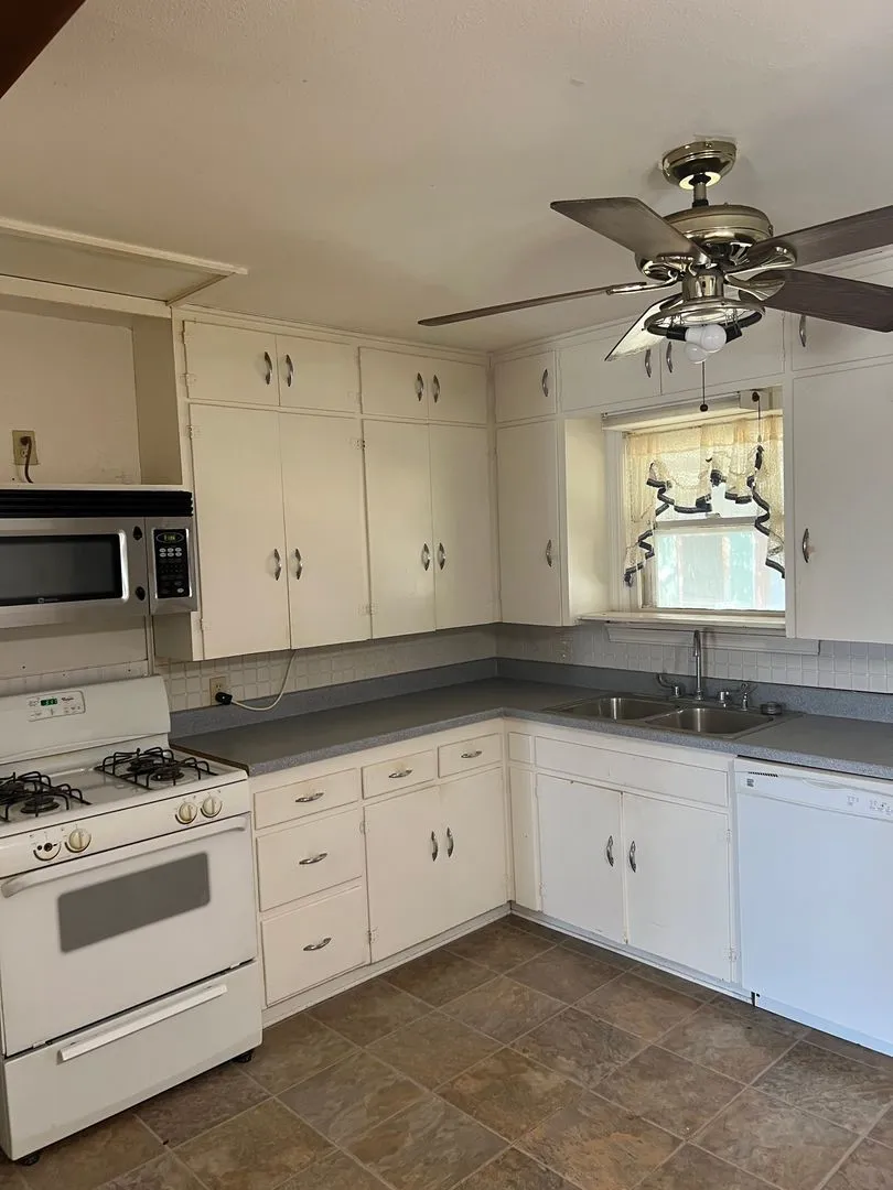 1623 Woodruff Lane Sweetwater, TX 79556
