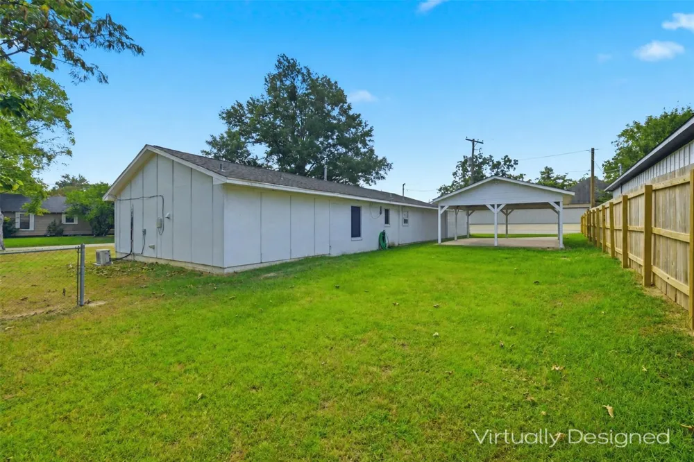 700 Owensville Street Franklin, TX 77856