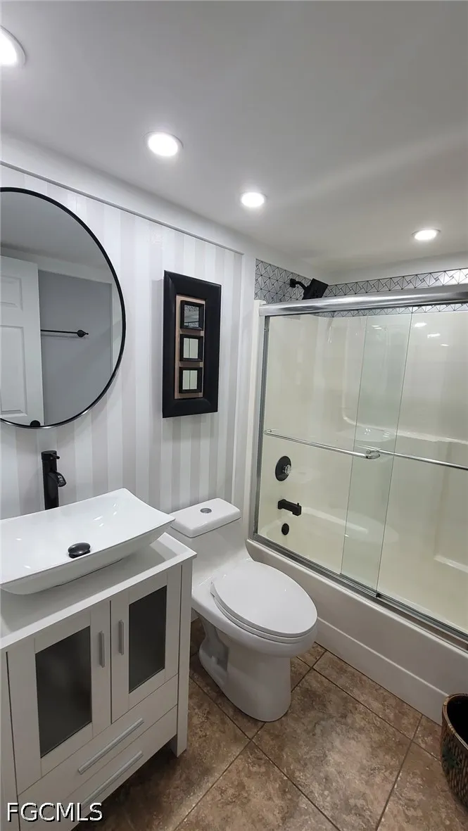 Collier Avenue E #316 Fort Myers, FL 33901