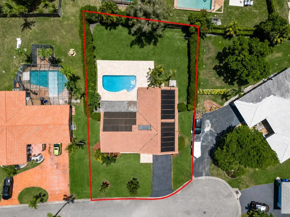 10380 NW 39TH Manor Coral Springs, FL 33065