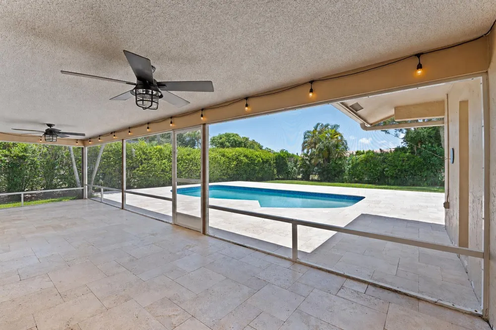 10380 NW 39TH Manor Coral Springs, FL 33065
