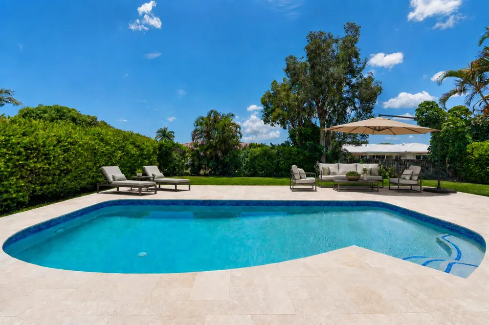 10380 NW 39TH Manor Coral Springs, FL 33065