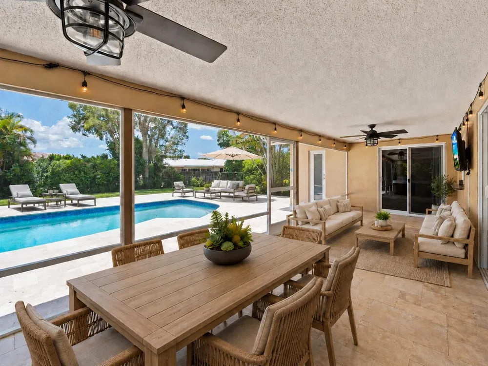 10380 NW 39TH Manor Coral Springs, FL 33065