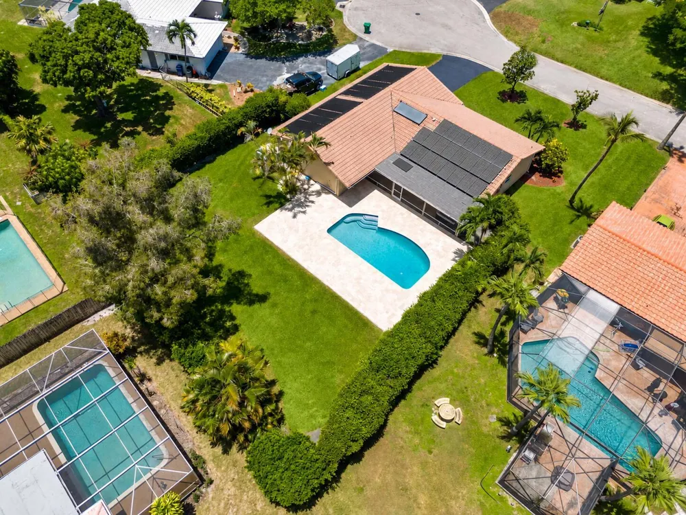 10380 NW 39TH Manor Coral Springs, FL 33065