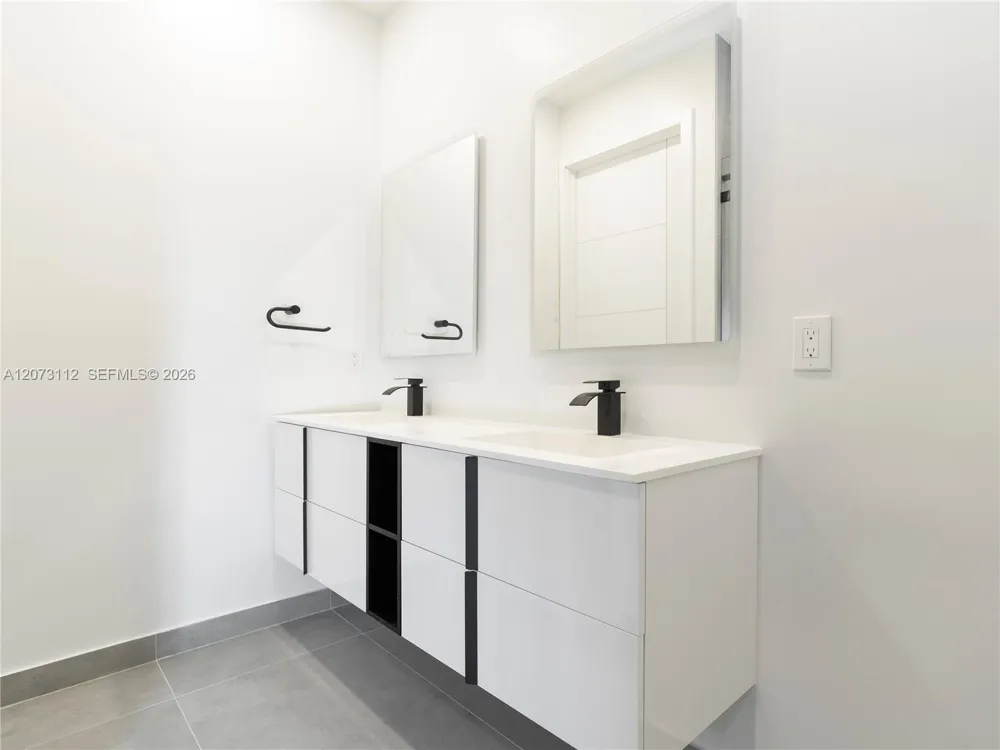 1421 SW 24th Ct #3 Fort Lauderdale, FL 33315