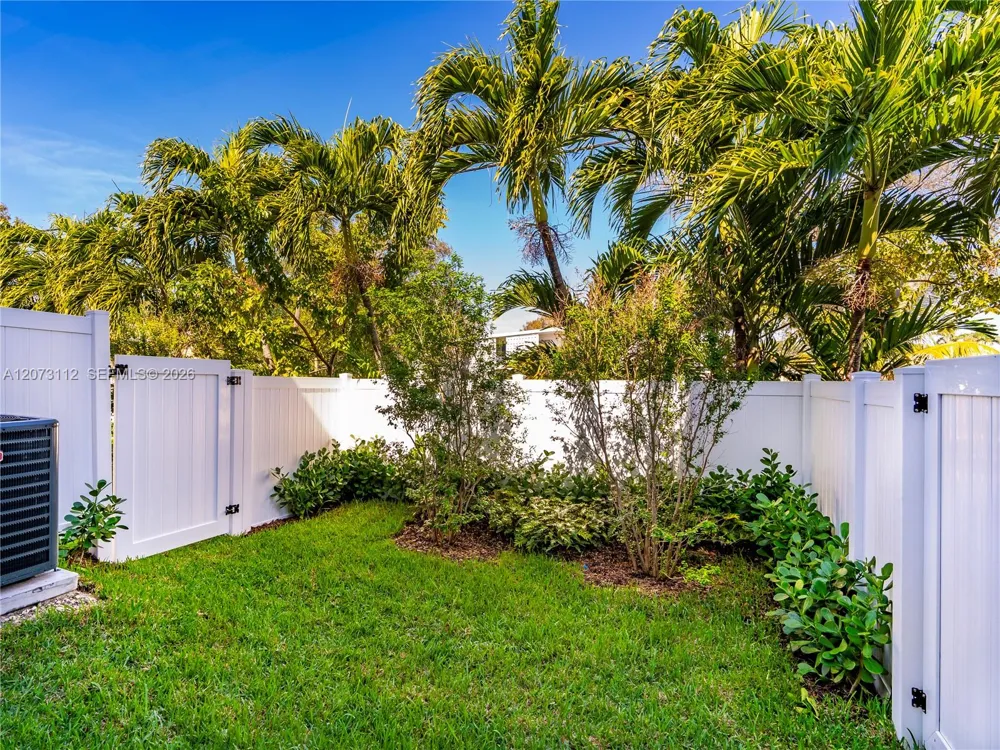 1421 SW 24th Ct #3 Fort Lauderdale, FL 33315