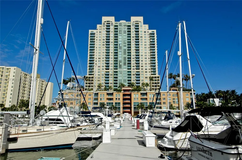 90 Alton Rd #2608 Miami Beach, FL 33139