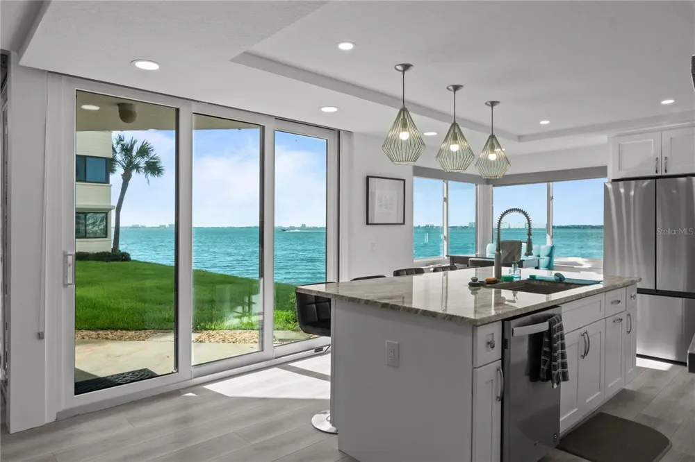 5505 LA PUERTA DEL SOL BOULEVARD S #126 St Petersburg, FL 33715