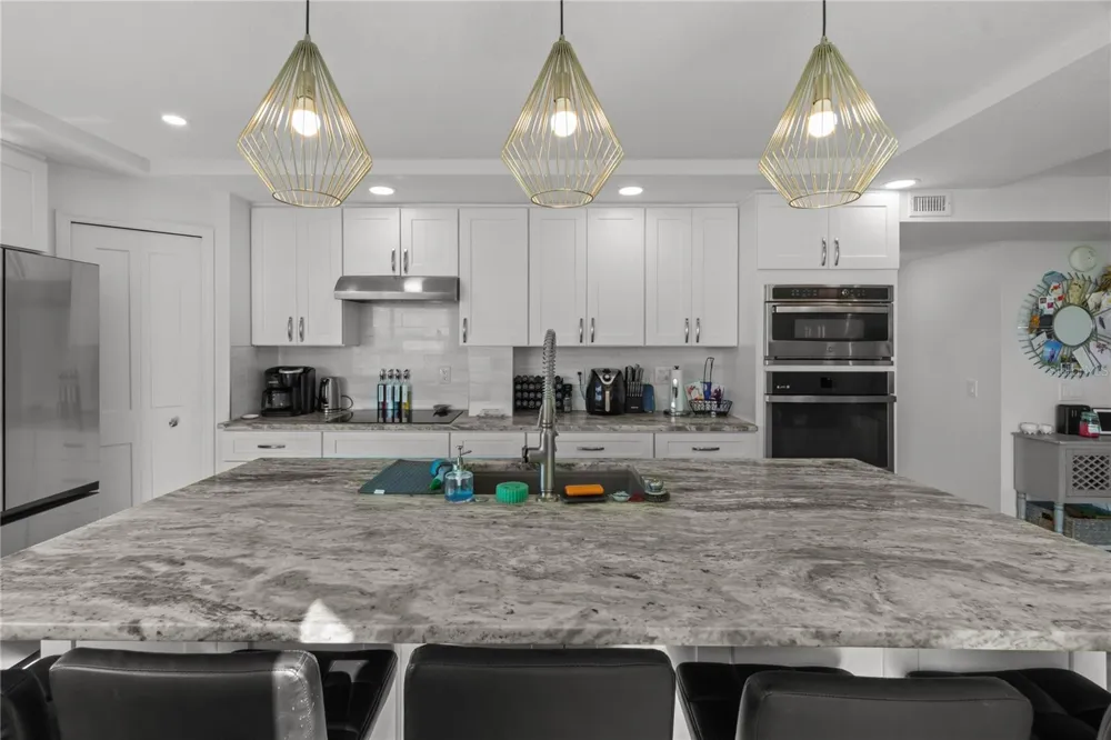 5505 LA PUERTA DEL SOL BOULEVARD S #126 St Petersburg, FL 33715