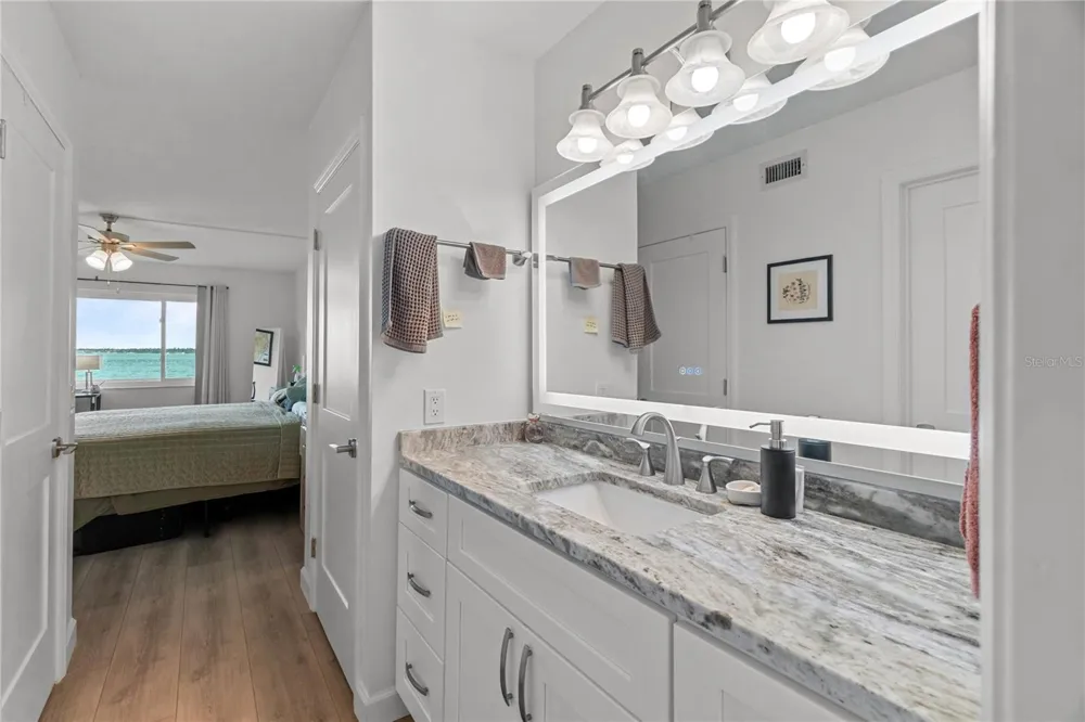 5505 LA PUERTA DEL SOL BOULEVARD S #126 St Petersburg, FL 33715