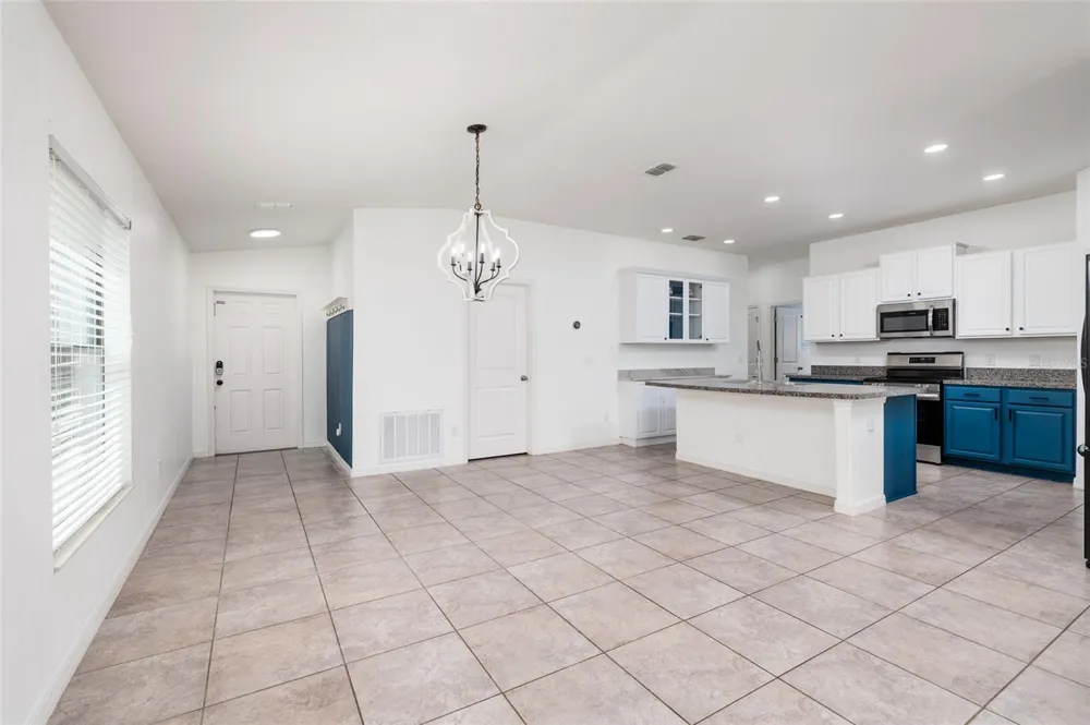 36077 STABLE WILK AVENUE Zephyrhills, FL 33541