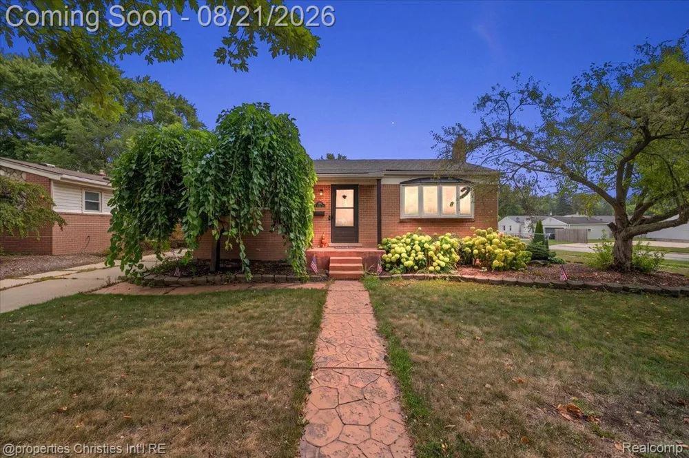 1410 Stephen Avenue Clawson City, MI 48017