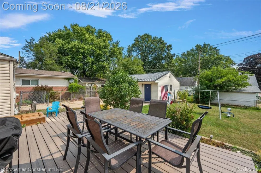 1410 Stephen Avenue Clawson City, MI 48017