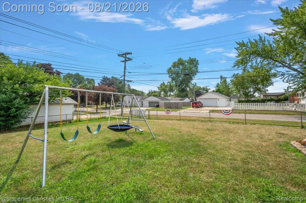 1410 Stephen Avenue Clawson City, MI 48017