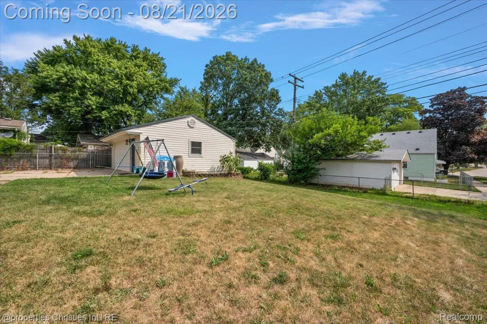 1410 Stephen Avenue Clawson City, MI 48017