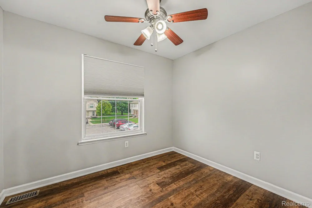 24483 Bashian Drive Novi City, MI 48375