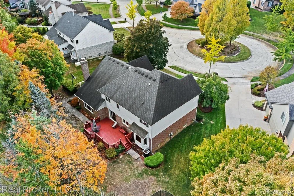25882 Venetian Court Novi City, MI 48374