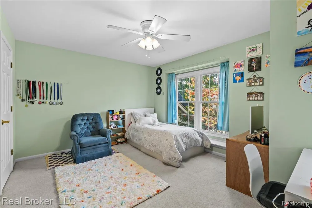 25882 Venetian Court Novi City, MI 48374