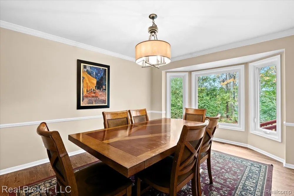 25882 Venetian Court Novi City, MI 48374
