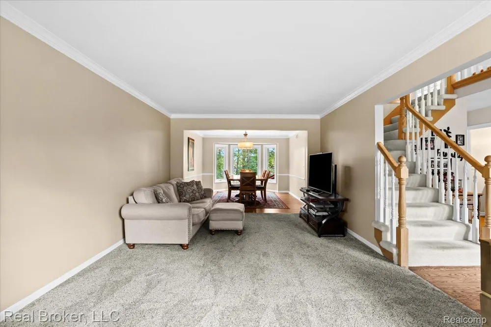 25882 Venetian Court Novi City, MI 48374