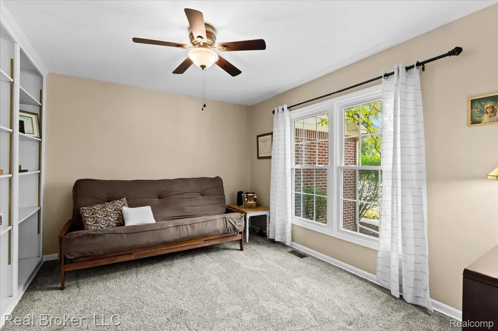 25882 Venetian Court Novi City, MI 48374