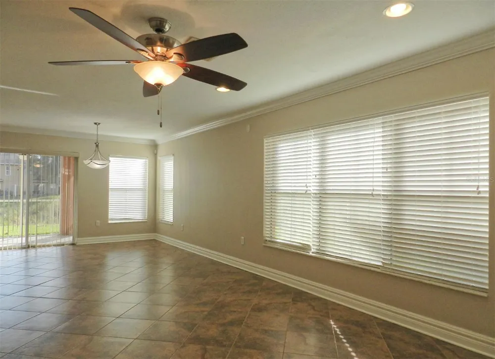 10837 KENSINGTON PARK AVENUE Riverview, FL 33578