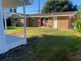2626 Tidewater Drive Houston, TX 77045