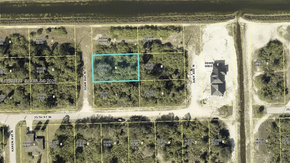 7502 JOAN AVE N Lehigh Acres, FL 33971