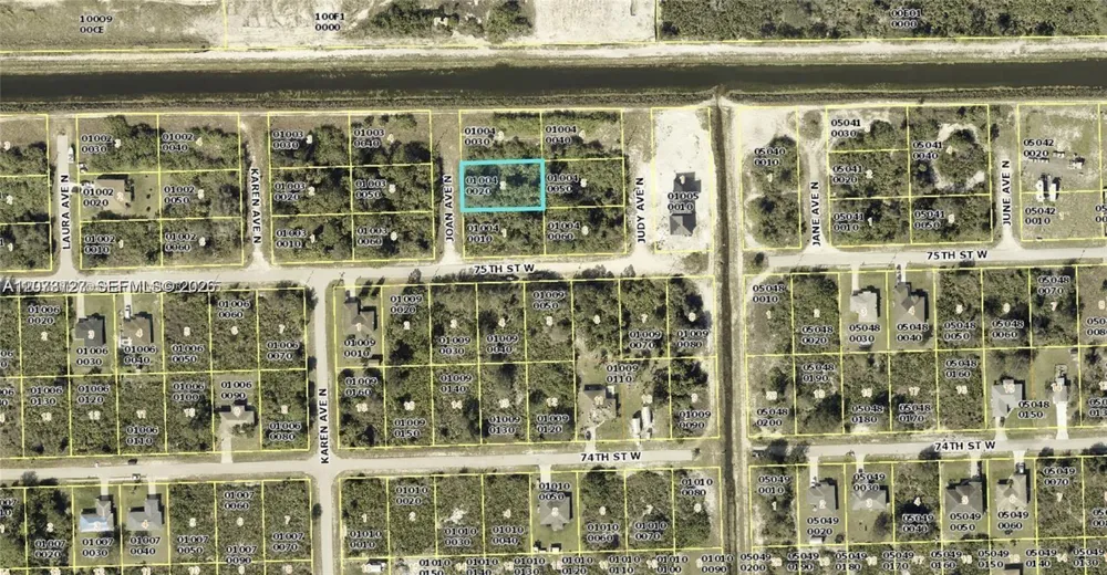7502 JOAN AVE N Lehigh Acres, FL 33971