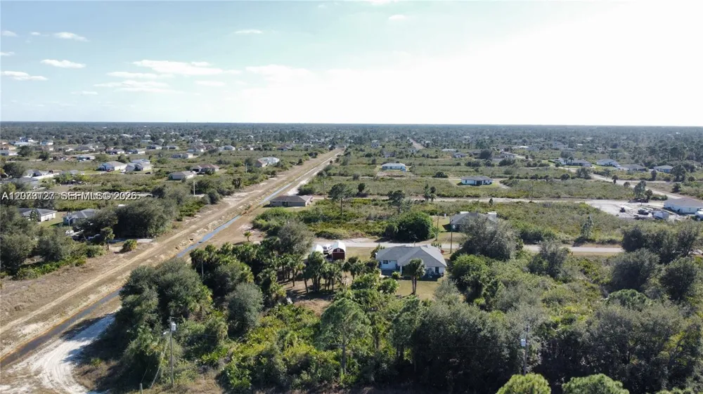 7502 JOAN AVE N Lehigh Acres, FL 33971