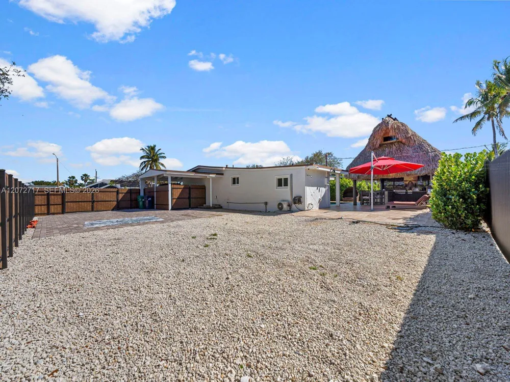19800 Eagle Nest Rd Cutler Bay, FL 33157
