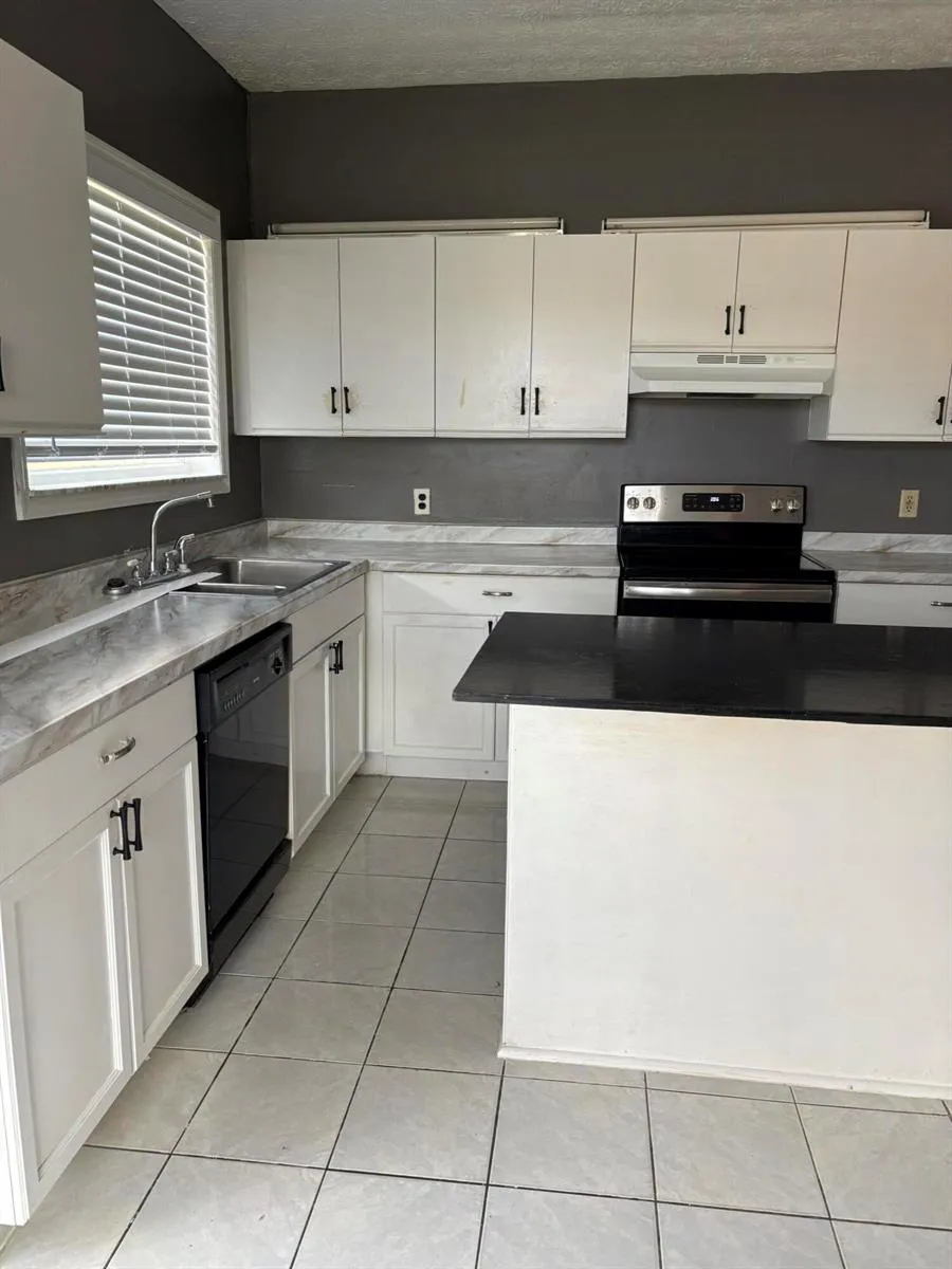 3710 PROMENADE WAY Fort Pierce, FL 34982