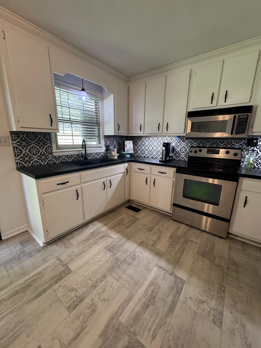 29 Hickman Hwy Hickman, TN 38567