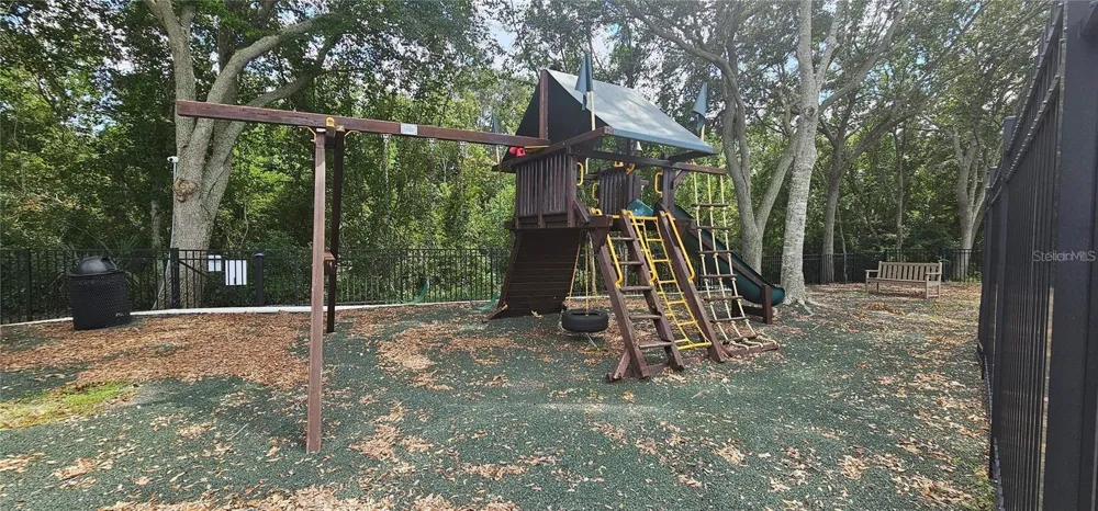 4337 DEERMONT CIRCLE Tampa, FL 33624