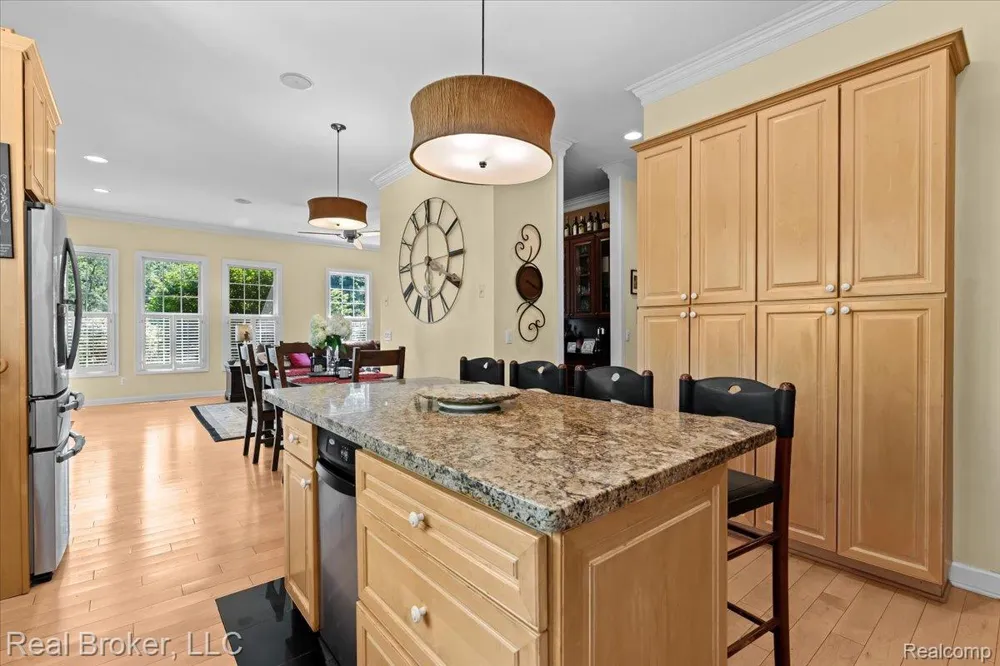 5392 Hidden Pines Drive Brighton City, MI 48116